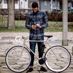 Bimoz convertit n’importe quel type de vélo en vélo électrique